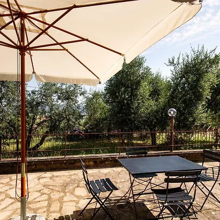 Rocca Fiorita Guest house *