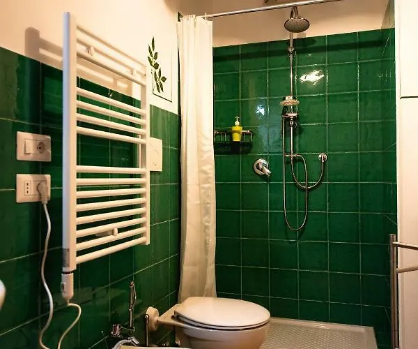 Affittacamere Rocca Fiorita 4*